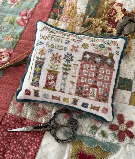 Houses on Stitchery Lane - Button House #3