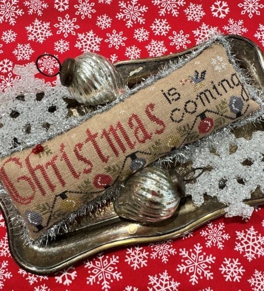 Christmas is Coming Pinkeep Christmas is Coming Pinkeep