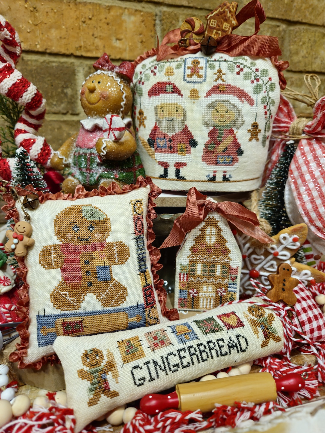 Gingerbread Theives Gingerbread Theives