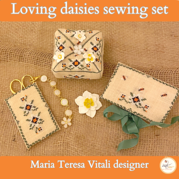 Loving Daisies Sewing Set - Click Image to Close