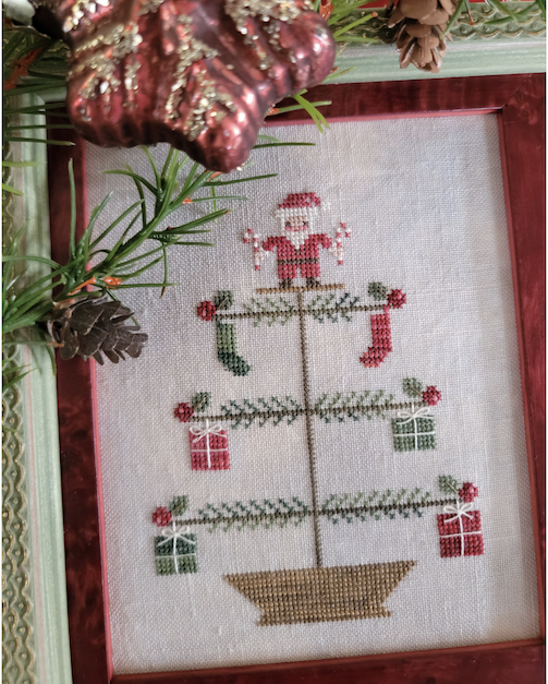 Saint Nick Feather Tree