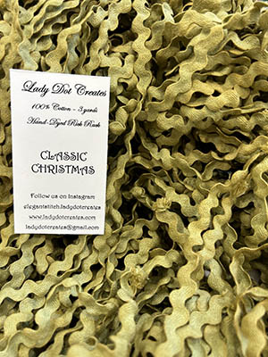 Classic Christmas Rick Rack (3yds) Classic Christmas Rick Rack (3yds)