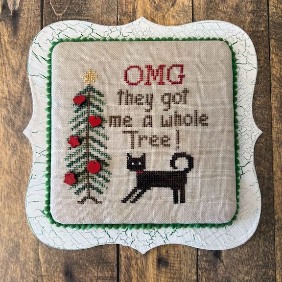 OMG Tree! INCLUDES ORNAMENTS - Click Image to Close