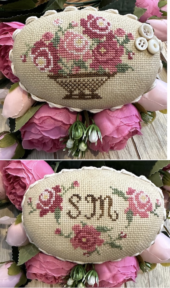 Suzy's Peony Pincushion - Click Image to Close